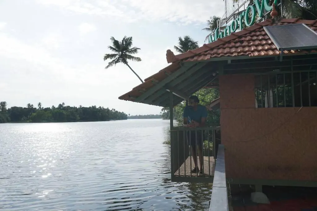 Mangrove Heritage Home, Chendamangalam Kochi Holiday home